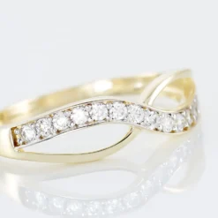 Bague Mounira Or Jaune Oxyde De Zirconium