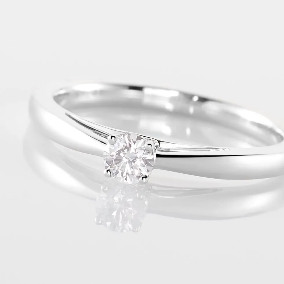 Bague Solitaire Iris Or Blanc Diamant