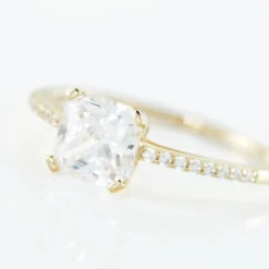 Bague Solitaire Or Jaune Beline Oxyde De Zirconium