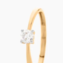 Bague Solitaire Or Jaune Eclat D'etoile Oxyde De Zirconium