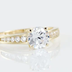 Bague Solitaire Or Jaune Oxyde De Zirconium