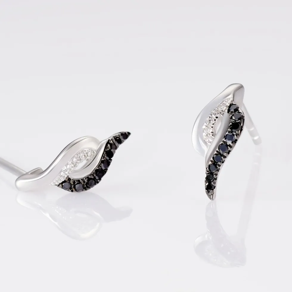 Boucles D'oreilles Puces Sculptural Or Blanc Diamant