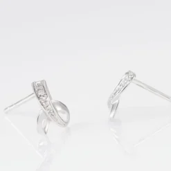 Boucles D'oreilles Puces Volute Or Blanc Diamant