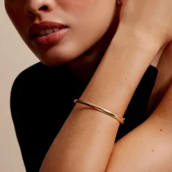 Bracelet Jonc Cynthia Fil Plat Lisse Or Jaune