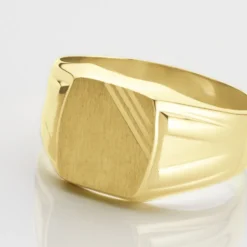Chevalière Goliath Carree Diamantee Or Jaune