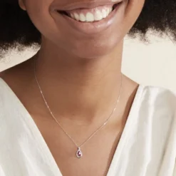 Collier Angelika Or Blanc Rubis Et Diamant