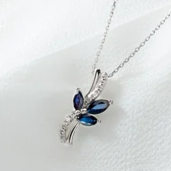Collier Angie Or Blanc Saphir Diamant