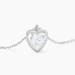 Collier Coeur Serti Clos Or Blanc Oxyde De Zirconium