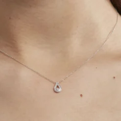 Collier Or Blanc Purete Goutte Diamant