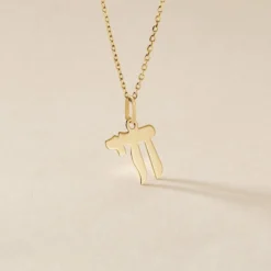 Pendentif Hai Or Jaune
