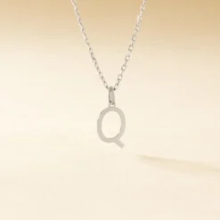 Pendentif Ionia Lettre Or Blanc