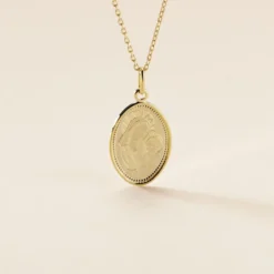 Pendentif Or Jaune Vierge A L'enfant